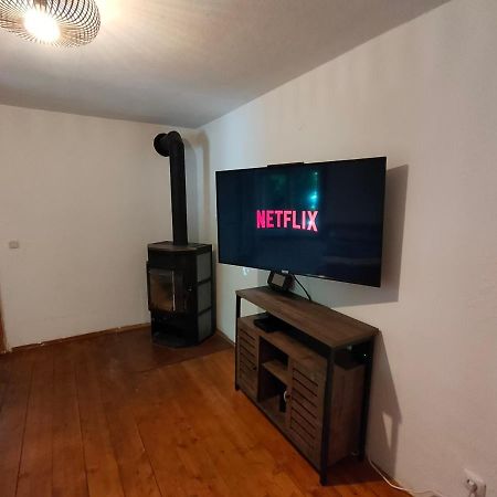 Gemuetliche Ferienwohnung Mit Kamin Und Garten การ์มิช-พาร์เทนเคียร์เชน ภายนอก รูปภาพ