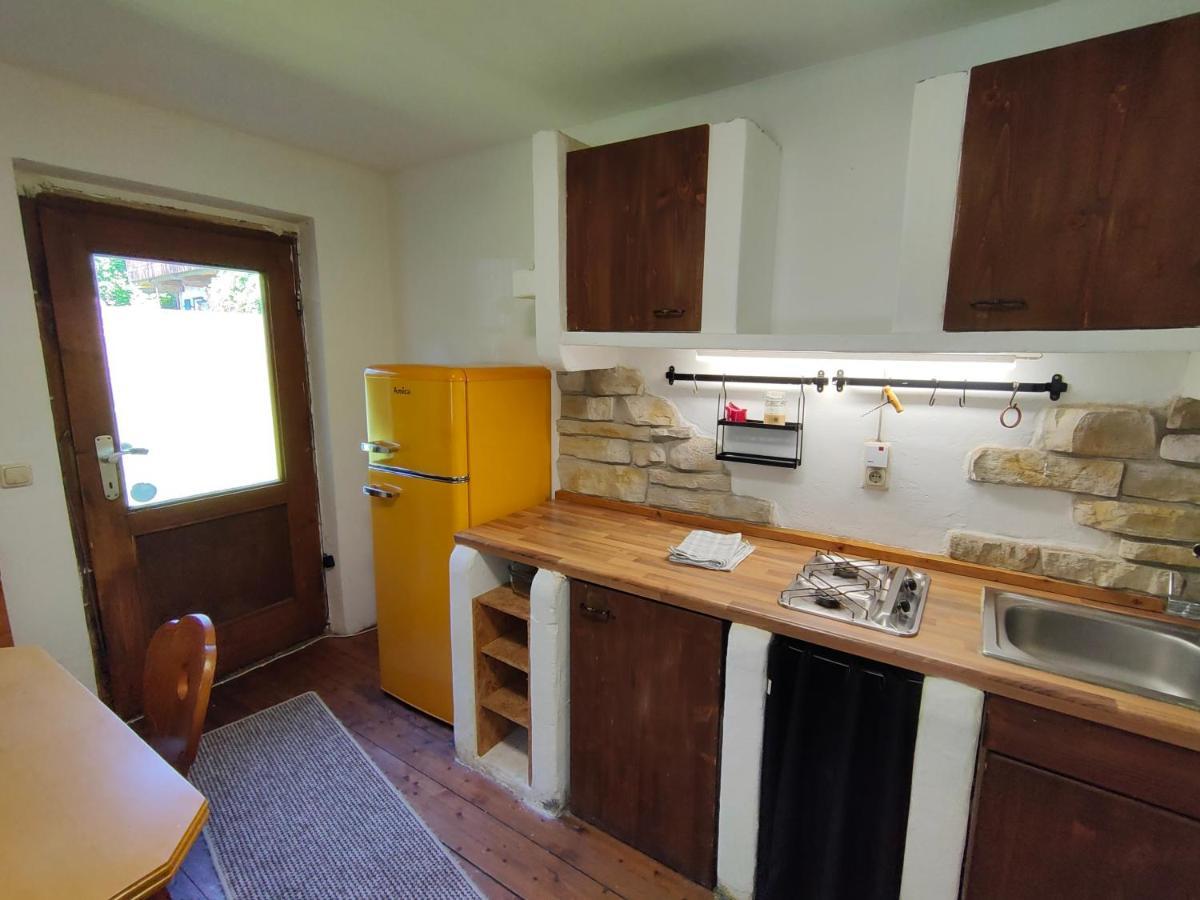 Gemuetliche Ferienwohnung Mit Kamin Und Garten การ์มิช-พาร์เทนเคียร์เชน ภายนอก รูปภาพ
